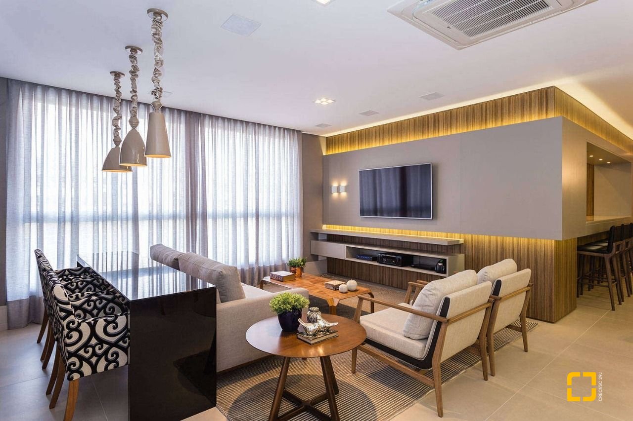 Apartamento com 143m², 3 quartos (sendo 3 suítes), 3 garagens, no bairro Campinas em São José