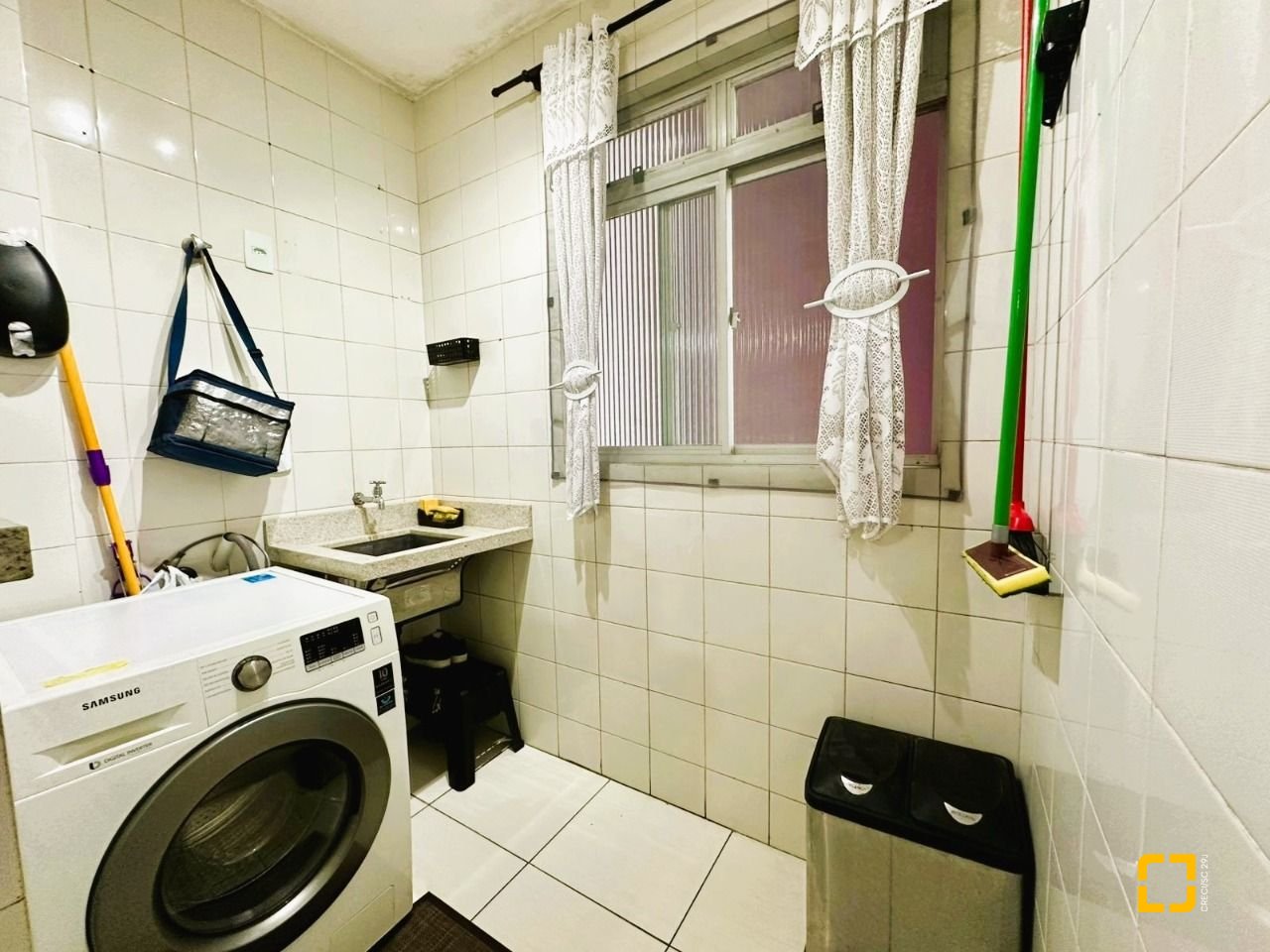 Apartamento com 56m², 2 quartos, no bairro Barreiros em São José