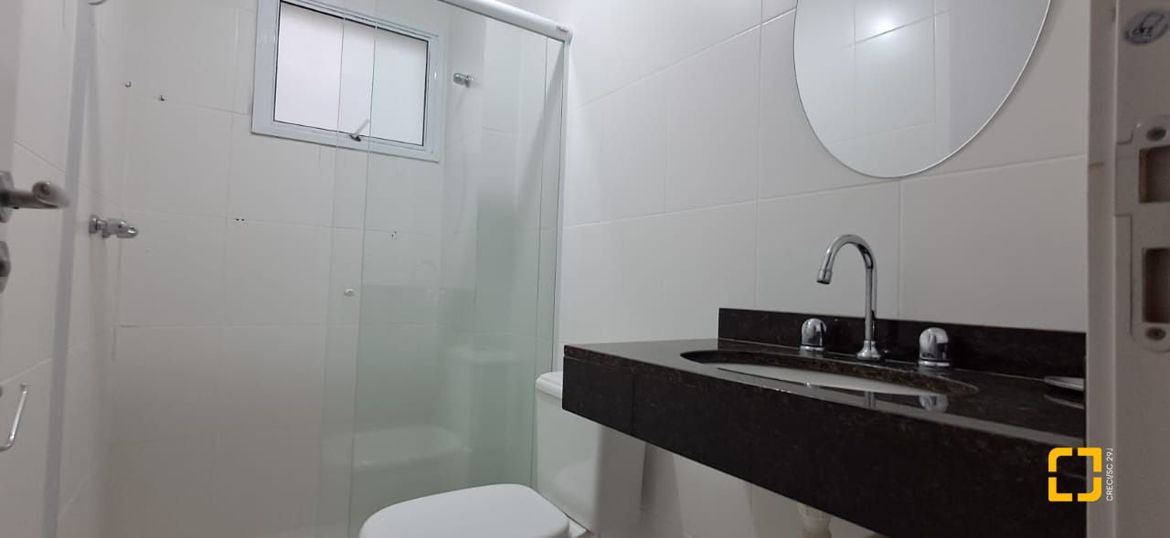 Apartamento com 67m², 3 quartos (sendo 1 suíte), 1 garagem, no bairro Canasvieiras em Florianópolis