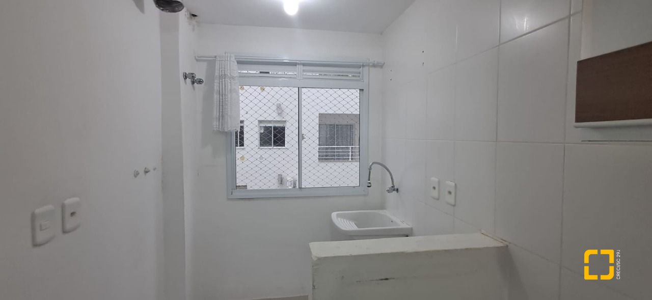 Apartamento com 67m², 3 quartos (sendo 1 suíte), 1 garagem, no bairro Canasvieiras em Florianópolis