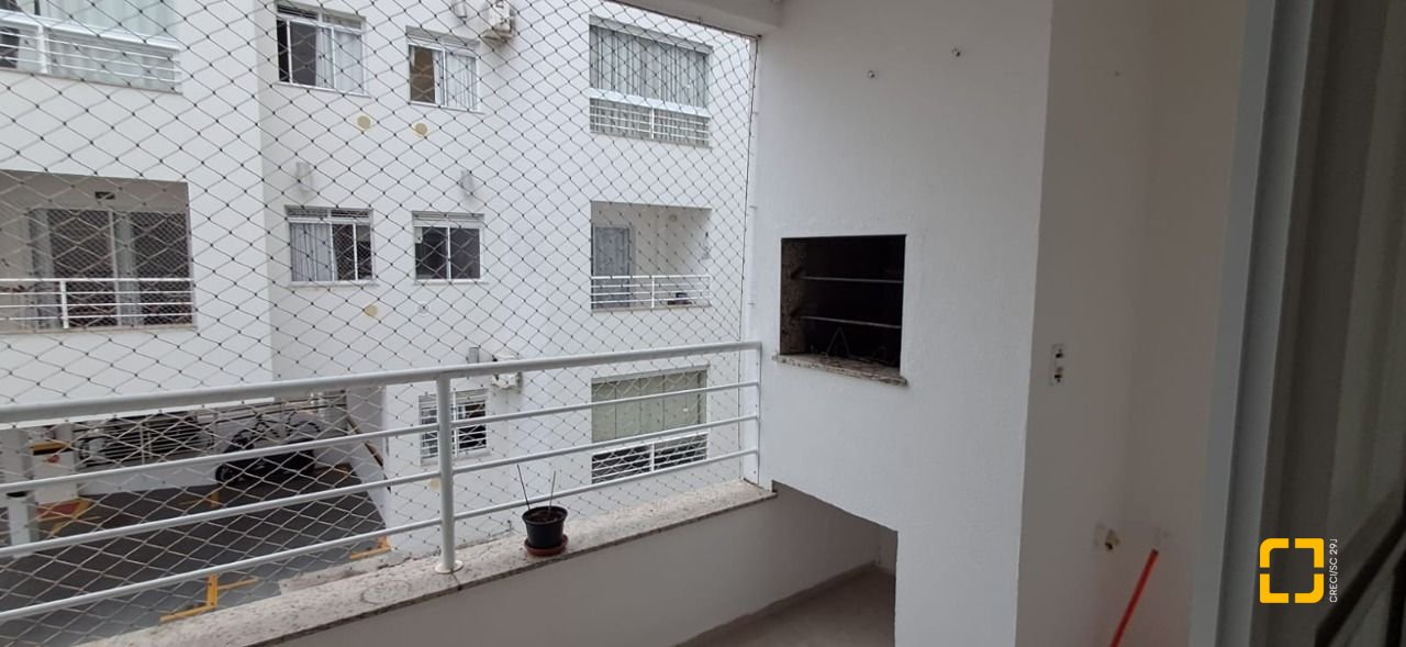 Apartamento com 67m², 3 quartos (sendo 1 suíte), 1 garagem, no bairro Canasvieiras em Florianópolis