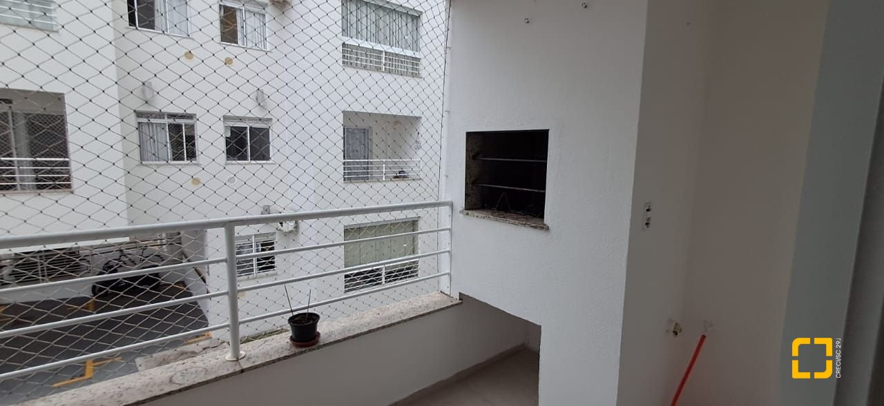 Apartamento com 67m², 3 quartos (sendo 1 suíte), 1 garagem, no bairro Canasvieiras em Florianópolis