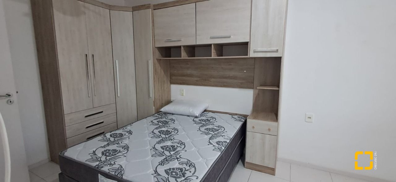 Apartamento com 67m², 3 quartos (sendo 1 suíte), 1 garagem, no bairro Canasvieiras em Florianópolis