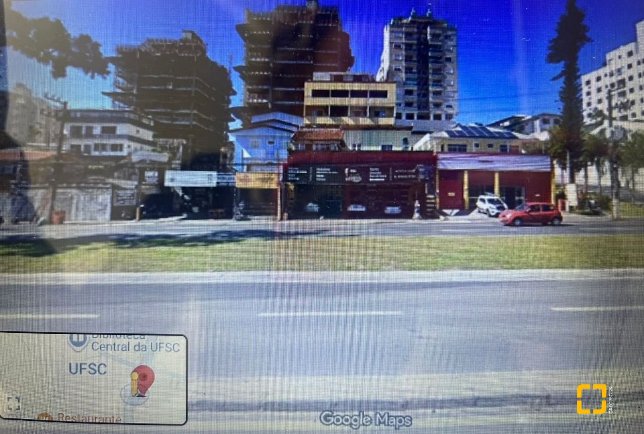 Prédio com 326m², 4 garagens, no bairro Pantanal em Florianópolis