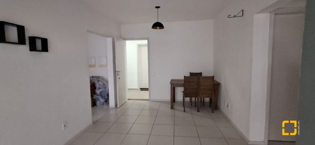 Apartamento com 67m², 3 quartos (sendo 1 suíte), 1 garagem, no bairro Canasvieiras em Florianópolis