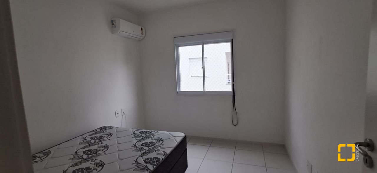 Apartamento com 67m², 3 quartos (sendo 1 suíte), 1 garagem, no bairro Canasvieiras em Florianópolis