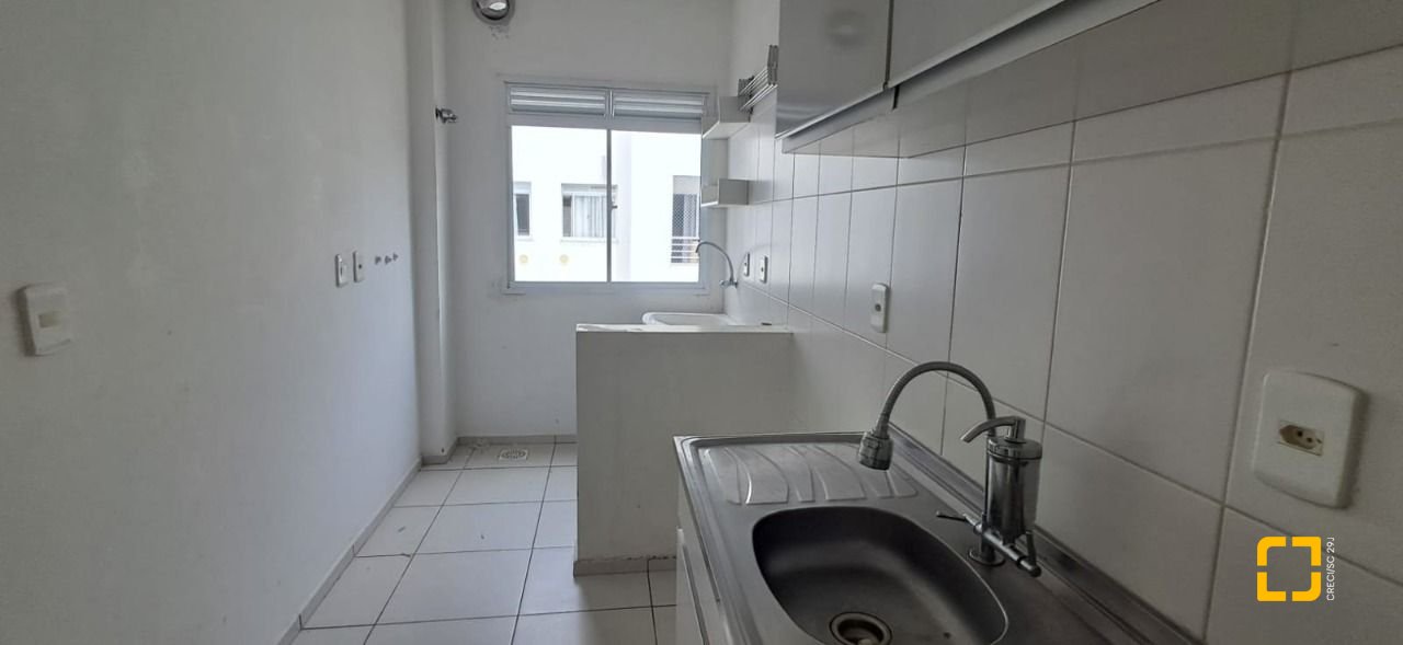 Apartamento com 67m², 3 quartos (sendo 1 suíte), 1 garagem, no bairro Canasvieiras em Florianópolis