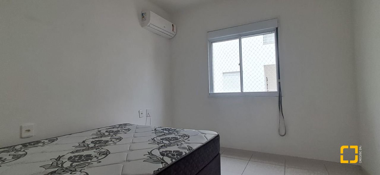Apartamento com 67m², 3 quartos (sendo 1 suíte), 1 garagem, no bairro Canasvieiras em Florianópolis