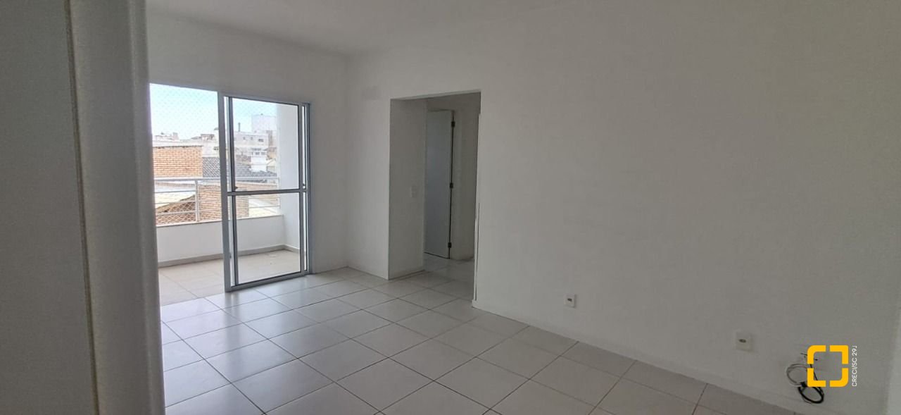 Apartamento com 67m², 3 quartos (sendo 1 suíte), 1 garagem, no bairro Canasvieiras em Florianópolis