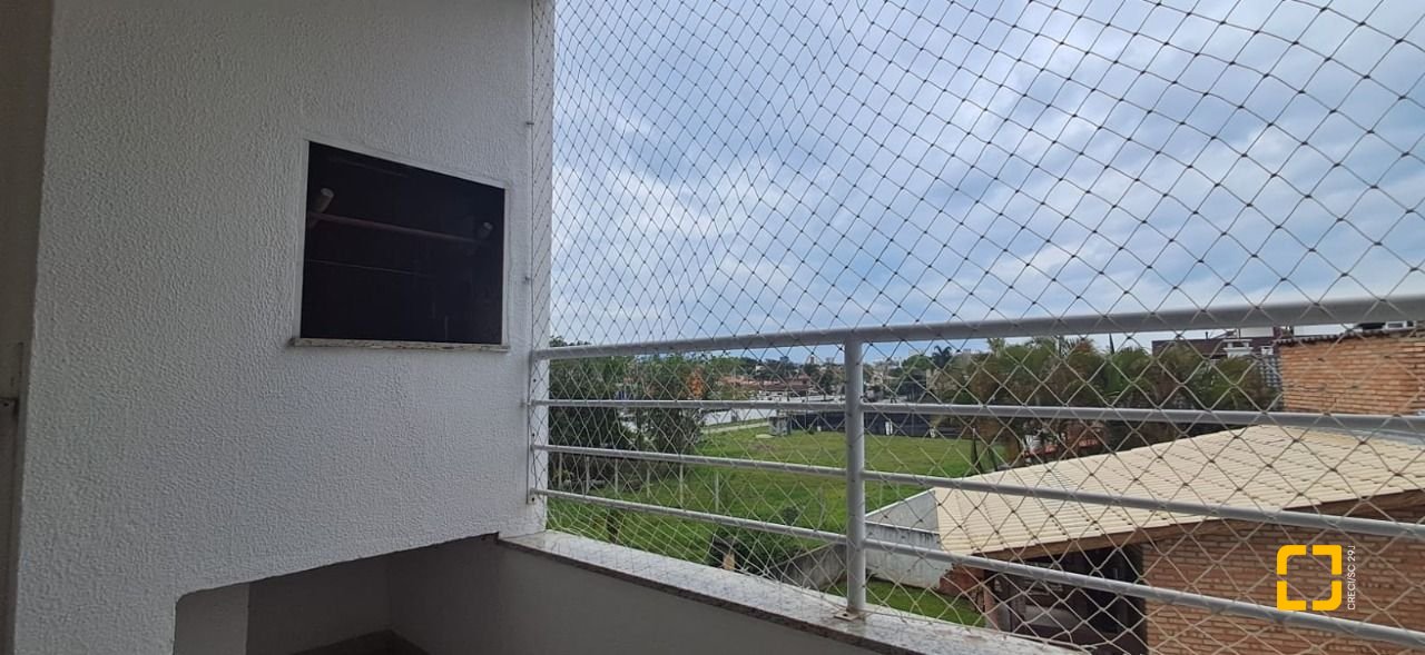 Apartamento com 67m², 3 quartos (sendo 1 suíte), 1 garagem, no bairro Canasvieiras em Florianópolis