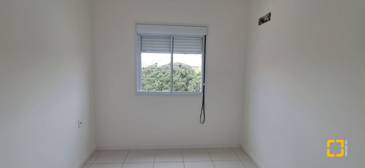 Apartamento com 67m², 3 quartos (sendo 1 suíte), 1 garagem, no bairro Canasvieiras em Florianópolis