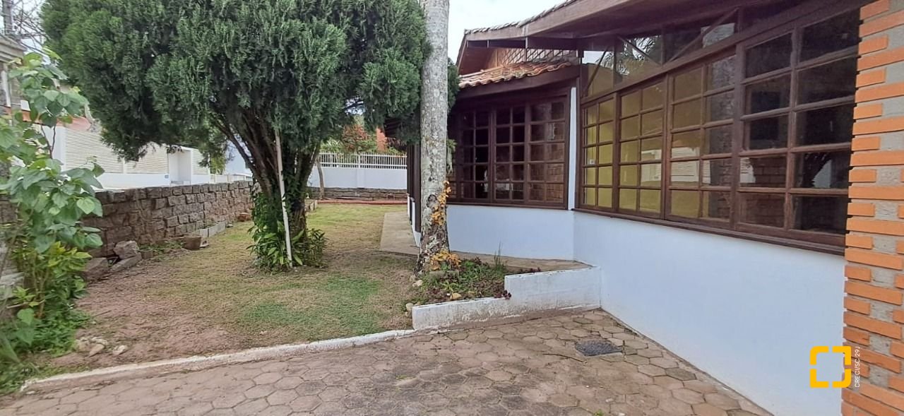 Casa de Condomínio com 200m², 5 quartos (sendo 1 suíte), 3 garagens, no bairro Ingleses em Florianópolis