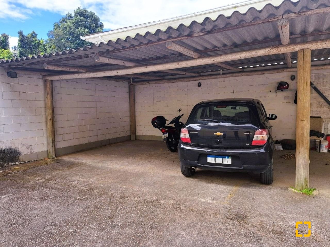 Apartamento com 65m², 3 quartos, 1 garagem, no bairro Ipiranga em São José