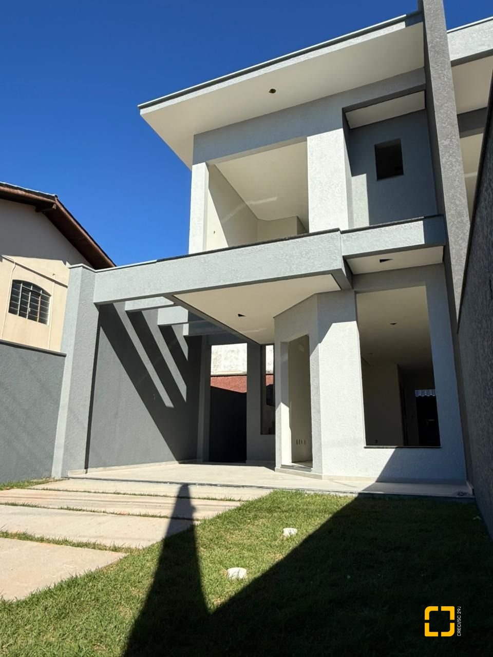 Casa com 113m², 3 quartos (sendo 2 suítes), 2 garagens, no bairro Ingleses em Florianópolis