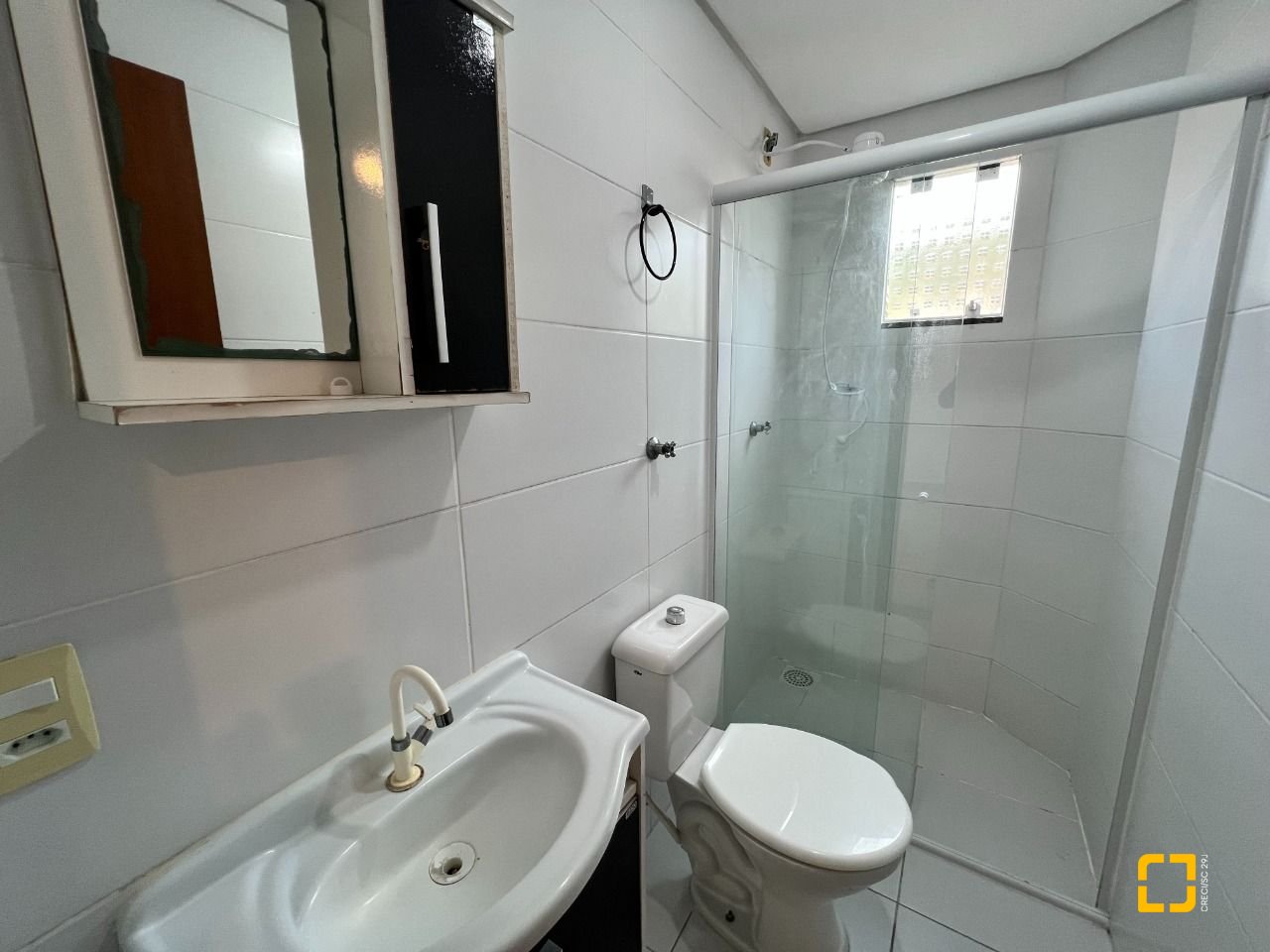 Apartamento com 58m², 3 quartos (sendo 1 suíte), 1 garagem, no bairro Ingleses em Florianópolis
