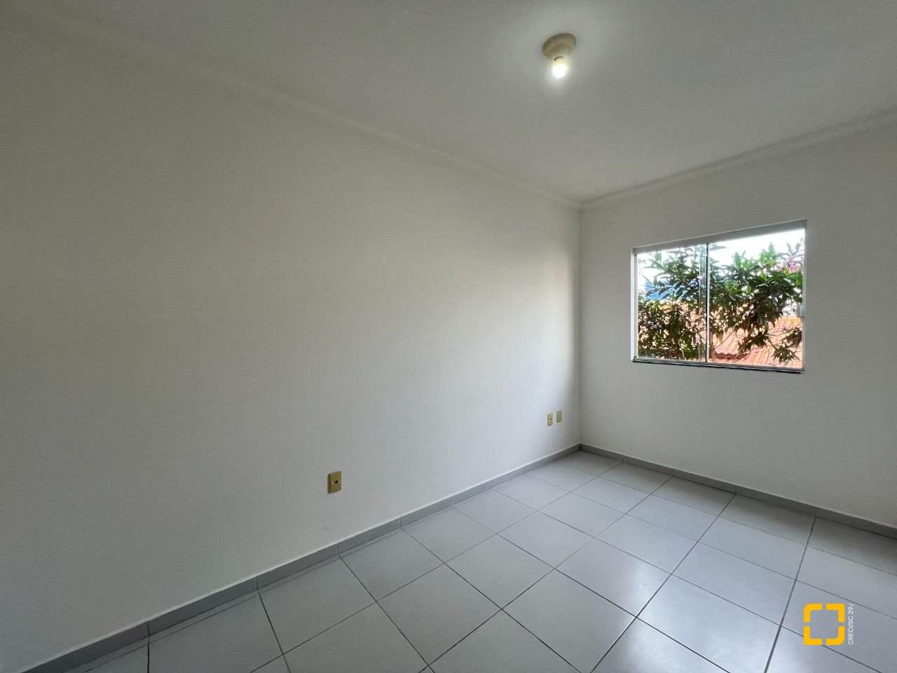 Apartamento com 58m², 3 quartos (sendo 1 suíte), 1 garagem, no bairro Ingleses em Florianópolis