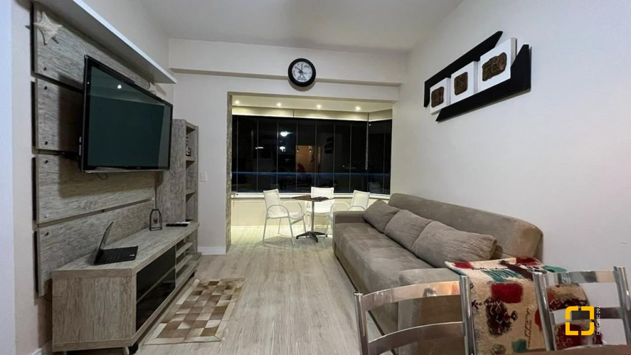 Apartamento com 66m², 3 quartos (sendo 1 suíte), 1 garagem, no bairro Canasvieiras em Florianópolis