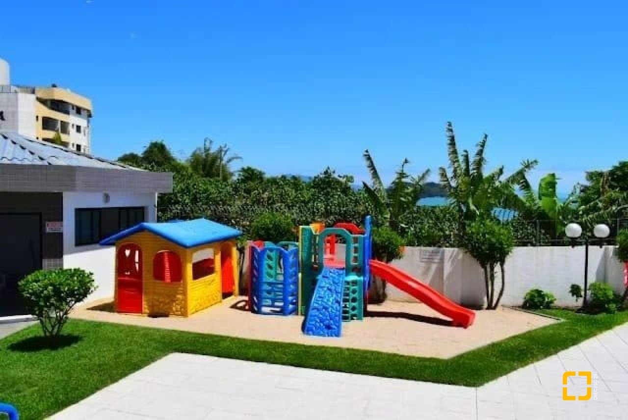 Apartamento com 66m², 3 quartos (sendo 1 suíte), 1 garagem, no bairro Canasvieiras em Florianópolis