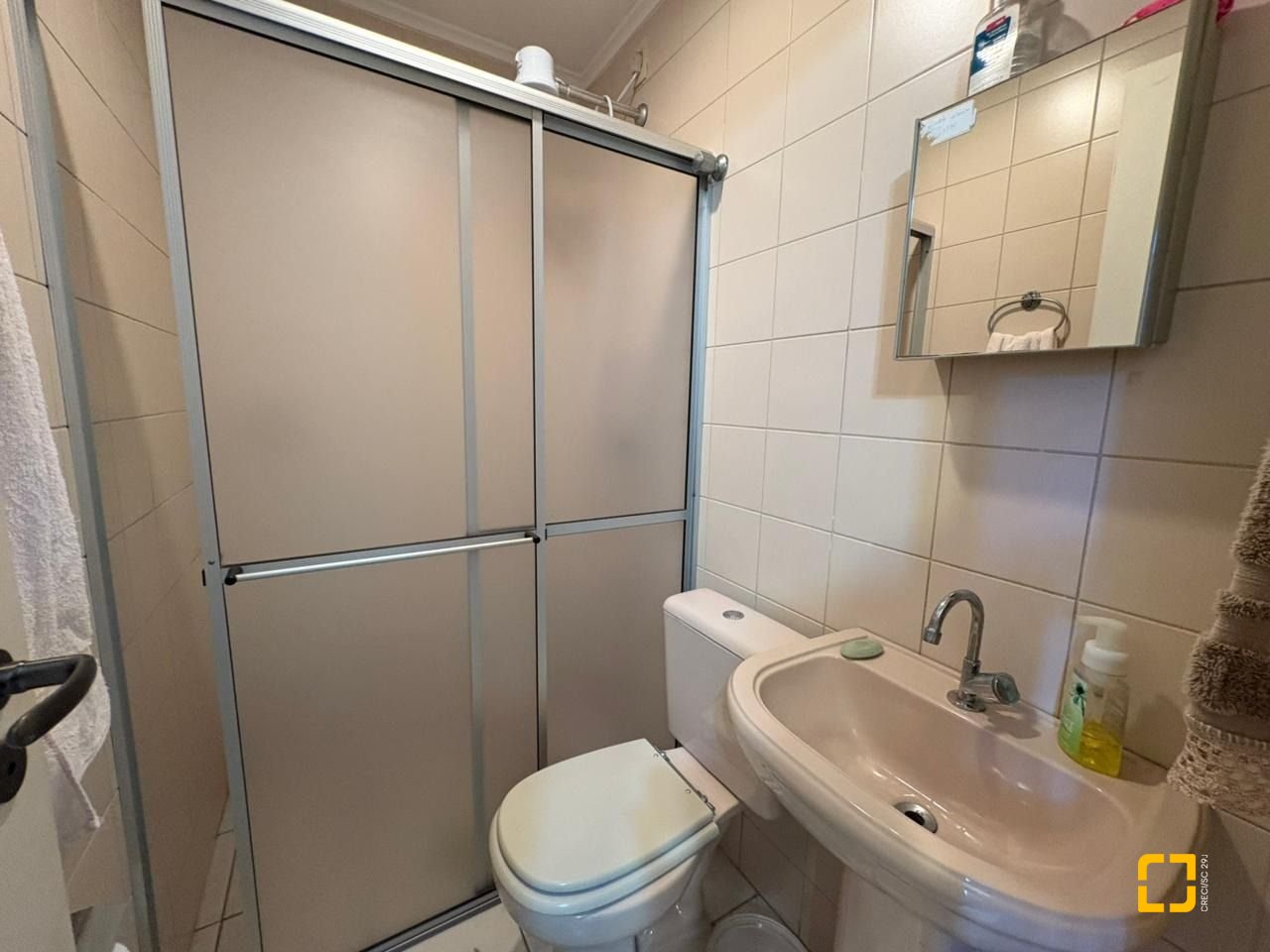 Apartamento com 139m², 5 quartos (sendo 1 suíte), 2 garagens, no bairro Centro em Florianópolis