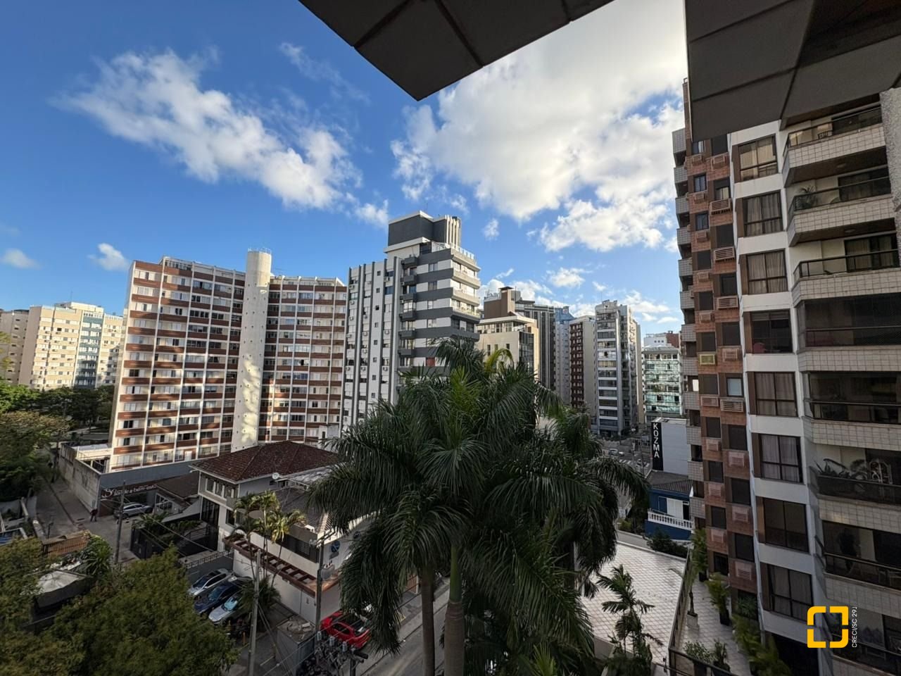 Apartamento com 139m², 5 quartos (sendo 1 suíte), 2 garagens, no bairro Centro em Florianópolis