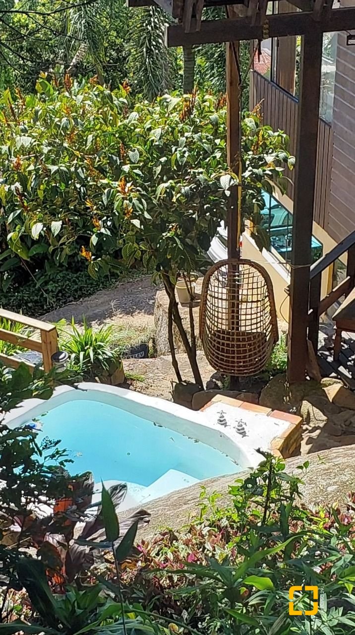 Casa com 180m², 3 quartos, no bairro Campeche em Florianópolis