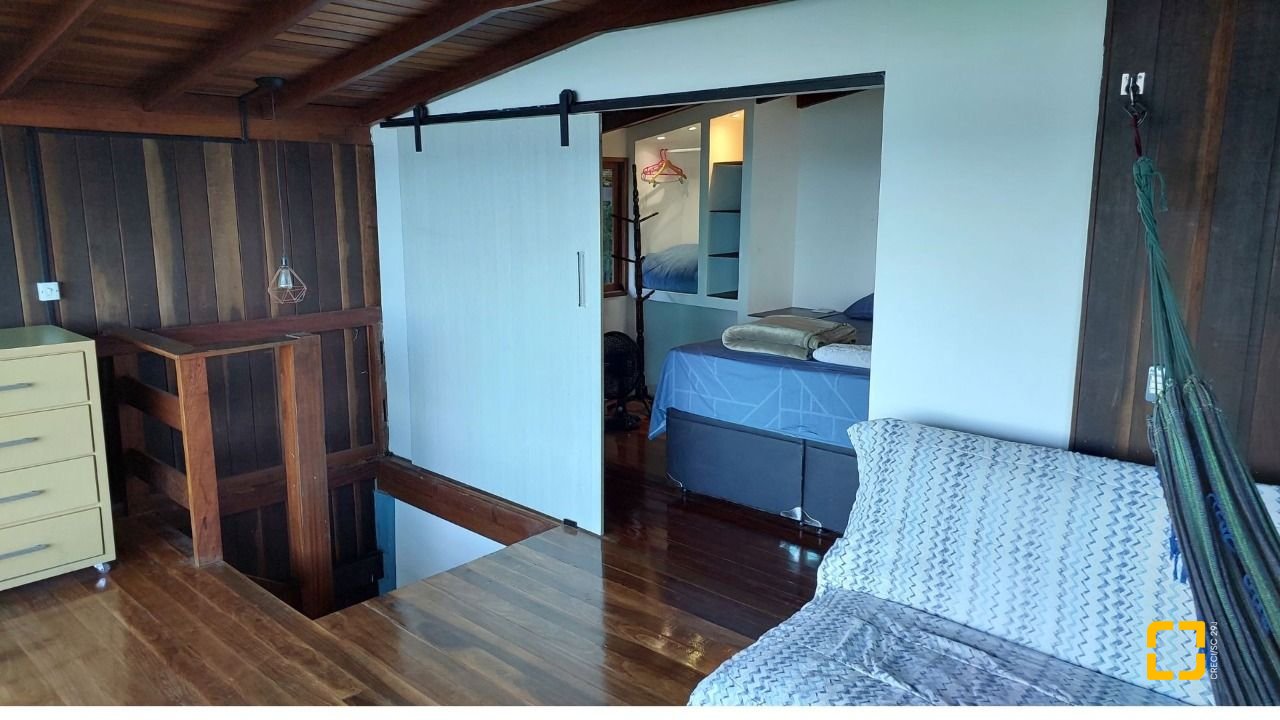 Casa com 180m², 3 quartos, no bairro Campeche em Florianópolis
