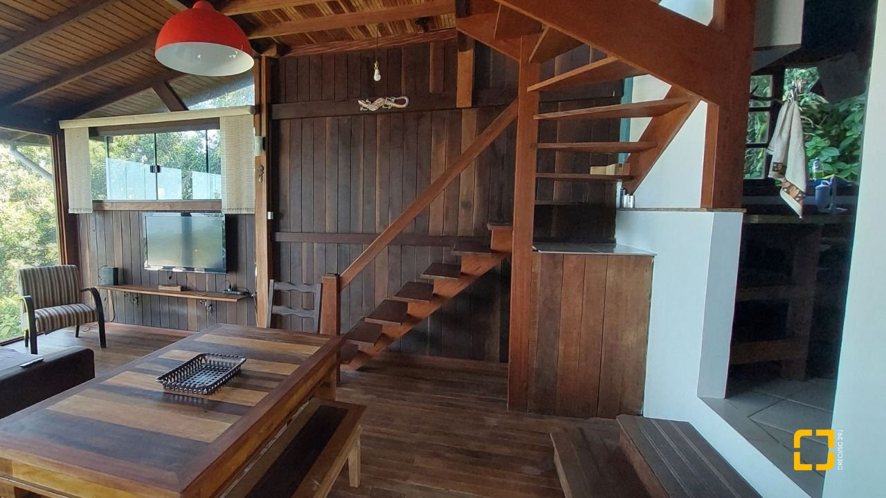 Casa com 180m², 3 quartos, no bairro Campeche em Florianópolis