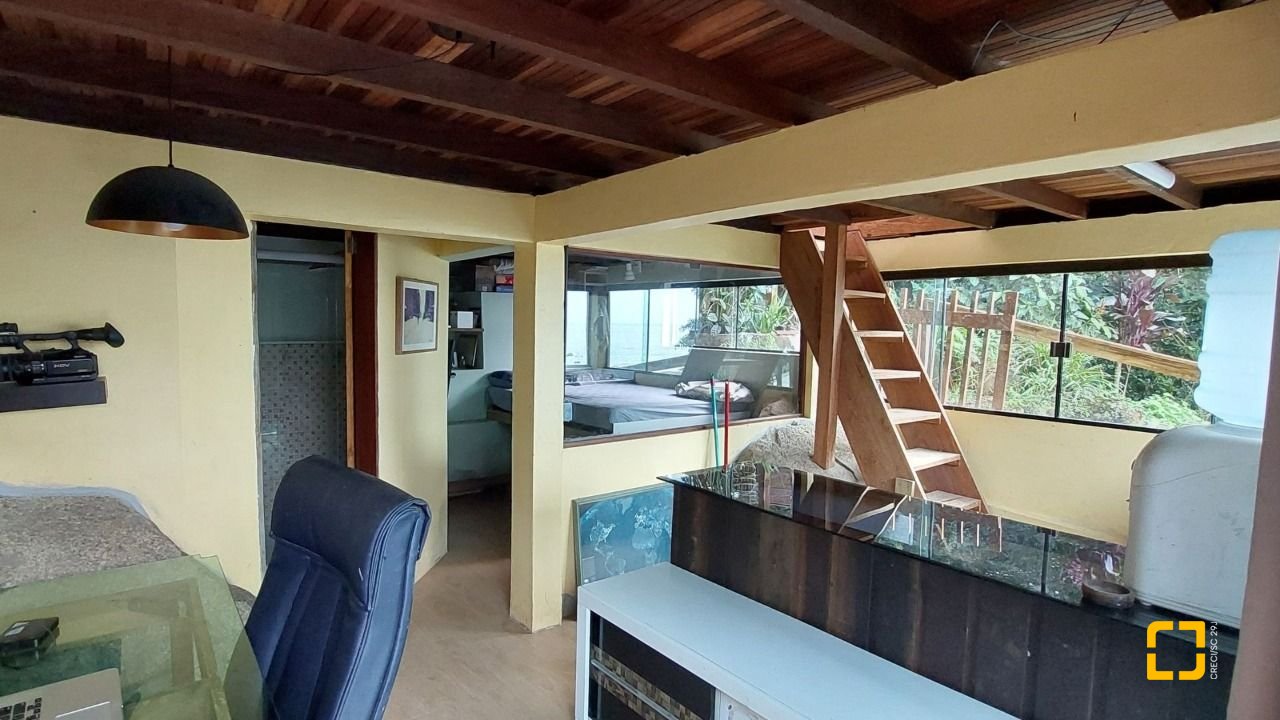 Casa com 180m², 3 quartos, no bairro Campeche em Florianópolis