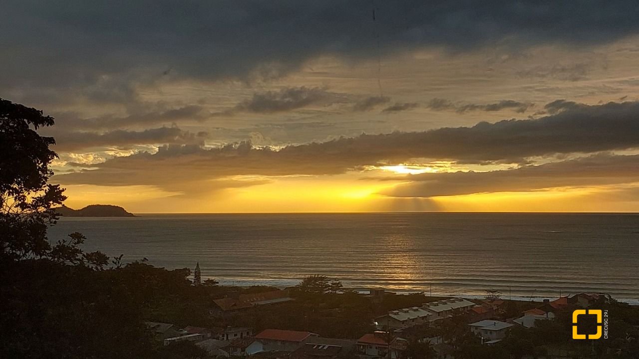 Casa com 180m², 3 quartos, no bairro Campeche em Florianópolis