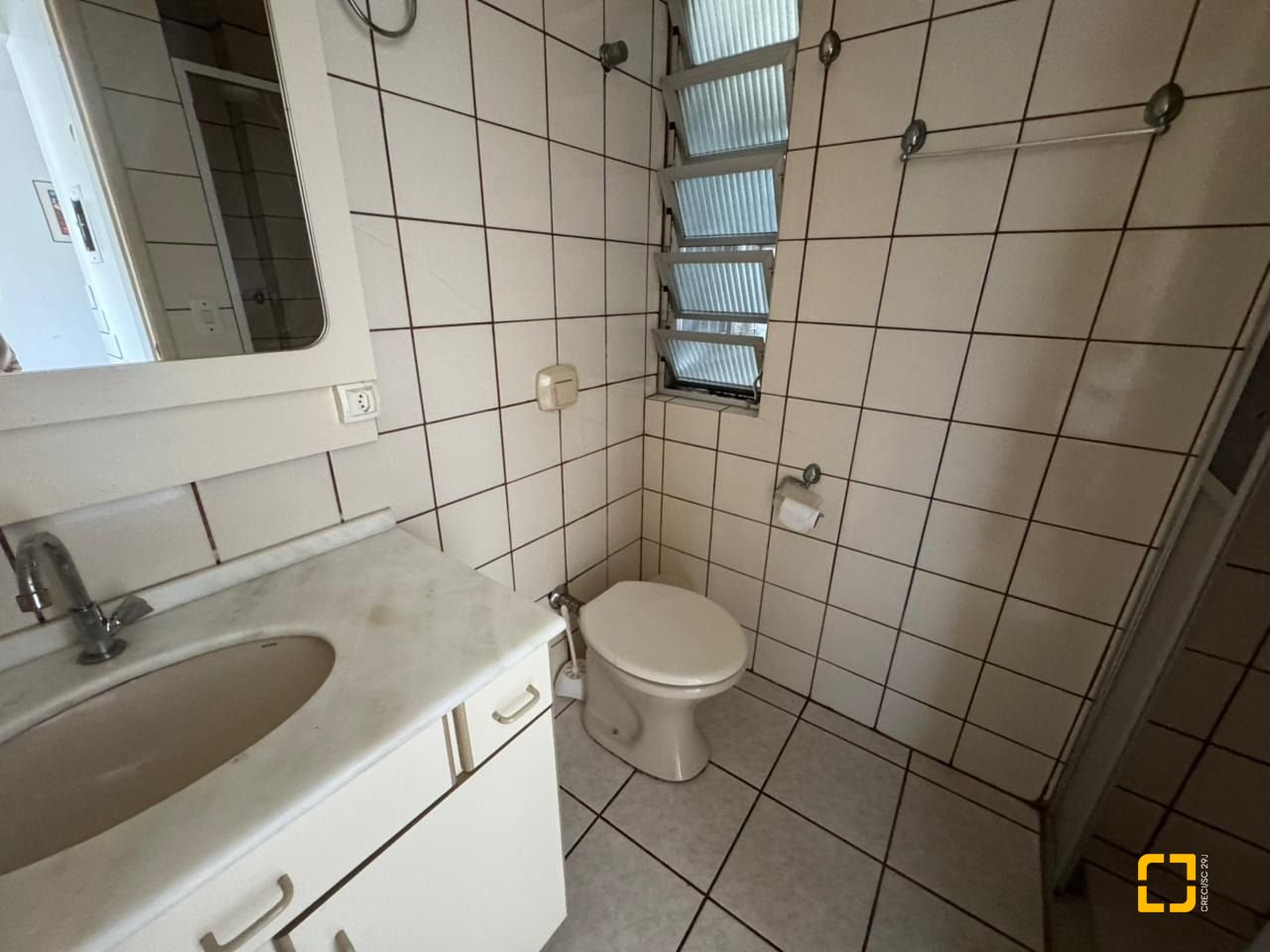 Apartamento com 45m², 1 quarto, 1 garagem, no bairro Canasvieiras em Florianópolis