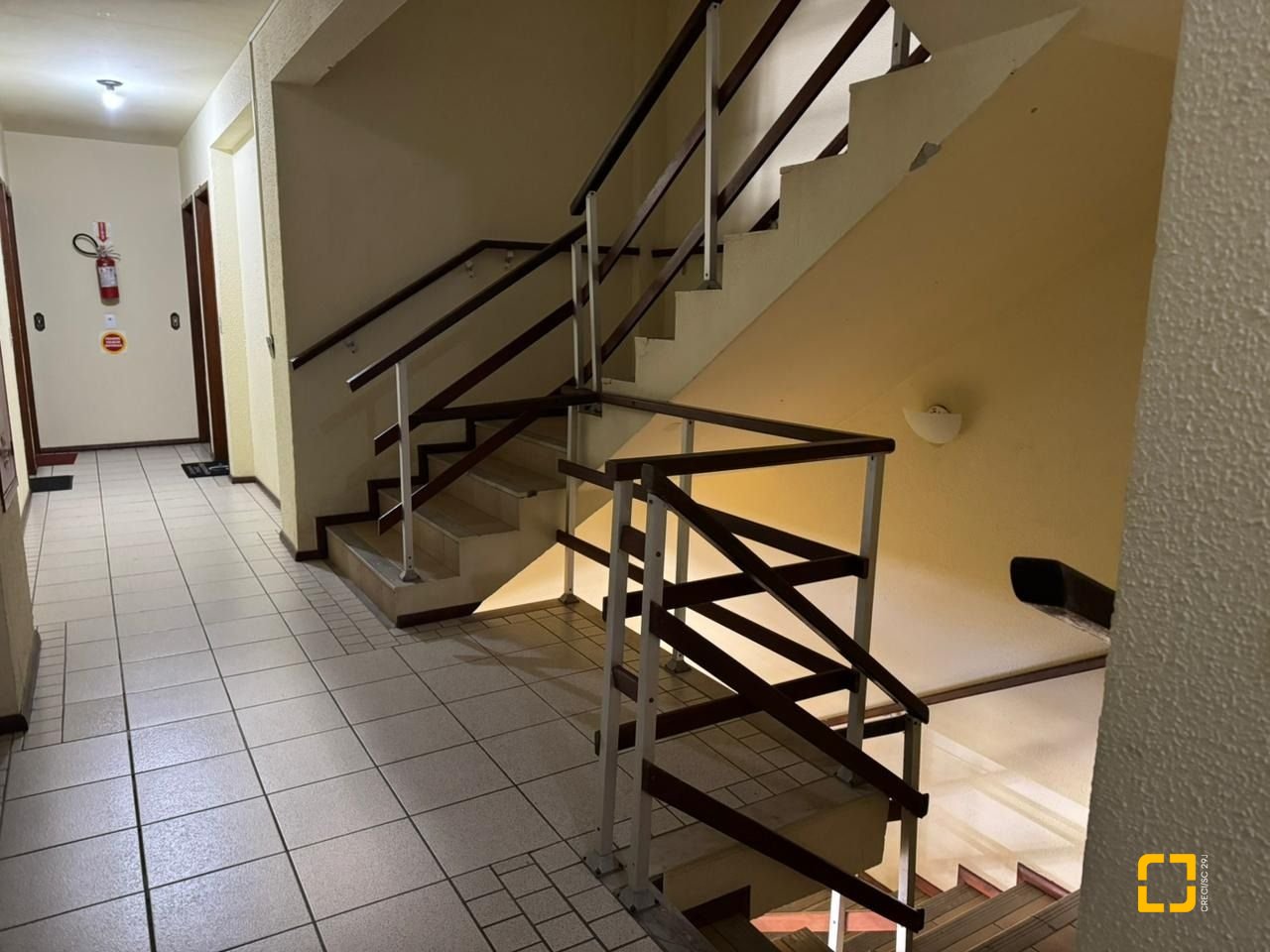 Apartamento com 45m², 1 quarto, 1 garagem, no bairro Canasvieiras em Florianópolis