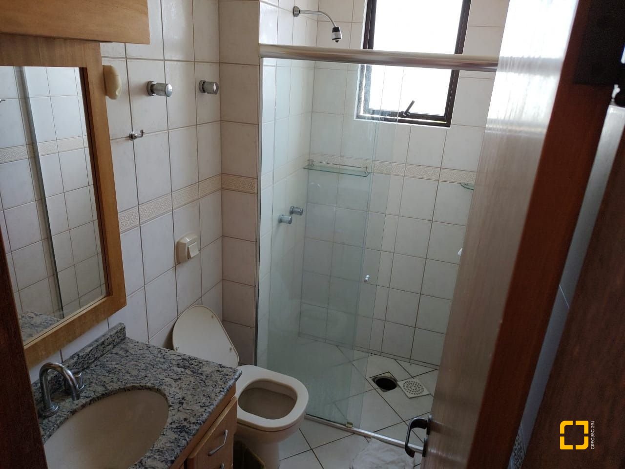 Apartamento com 76m², 3 quartos (sendo 1 suíte), 1 garagem, no bairro Centro em Florianópolis