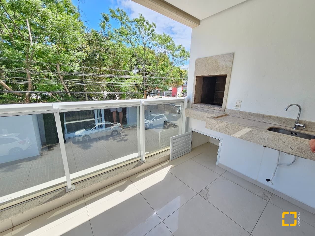 Apartamento com 95m², 4 quartos (sendo 1 suíte), 2 garagens, no bairro Jurerê em Florianópolis