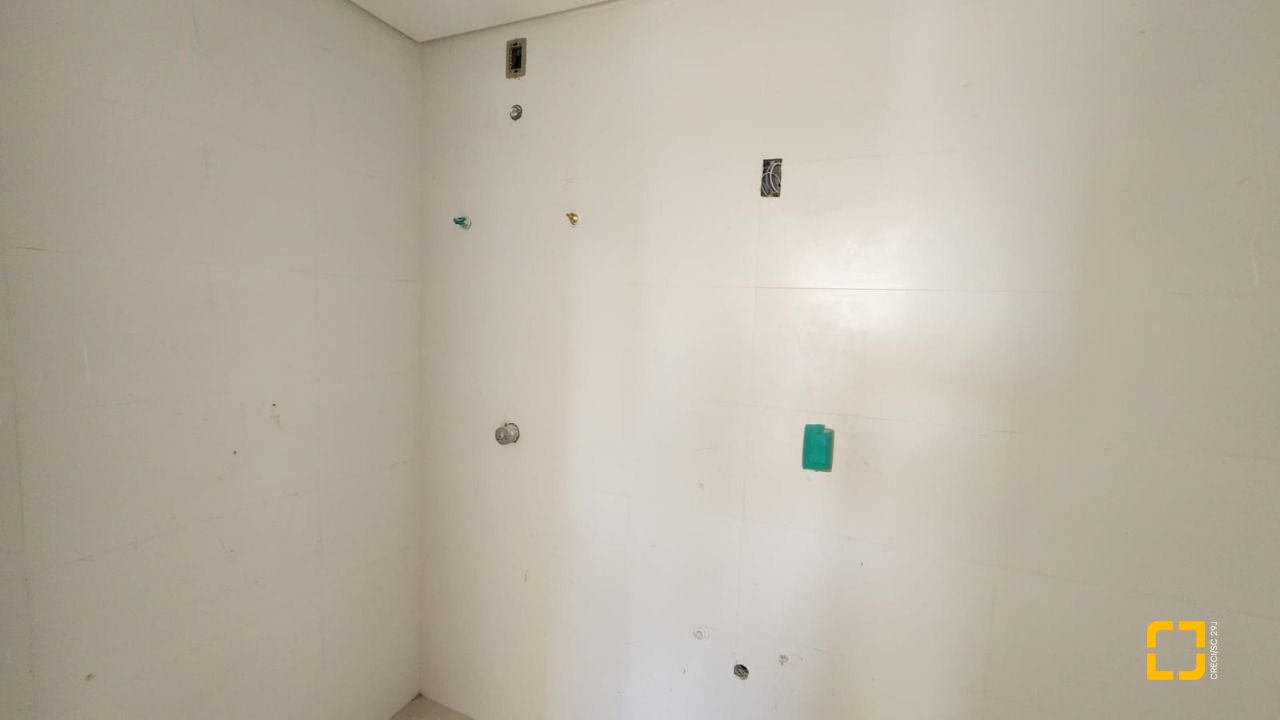 Apartamento com 65m², 3 quartos (sendo 1 suíte), 1 garagem, no bairro Agronômica em Florianópolis