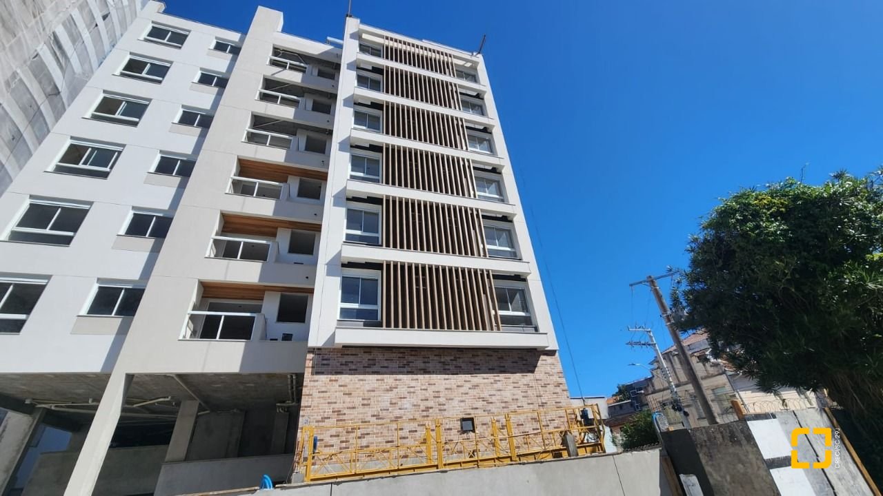 Apartamento com 65m², 3 quartos (sendo 1 suíte), 1 garagem, no bairro Agronômica em Florianópolis