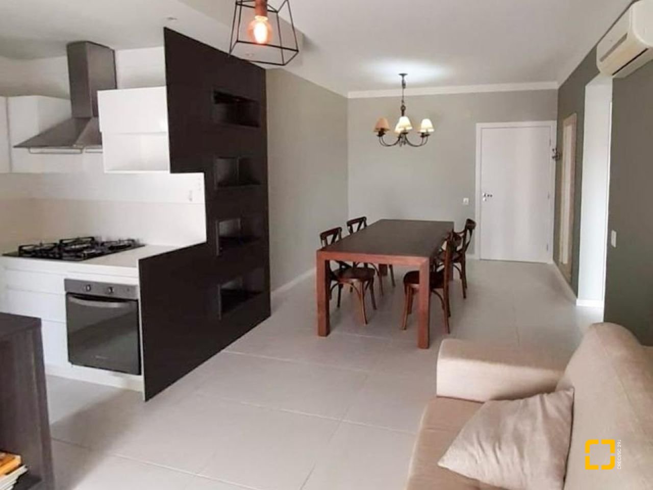 Apartamento com 79m², 3 quartos (sendo 1 suíte), 1 garagem, no bairro Campeche em Florianópolis