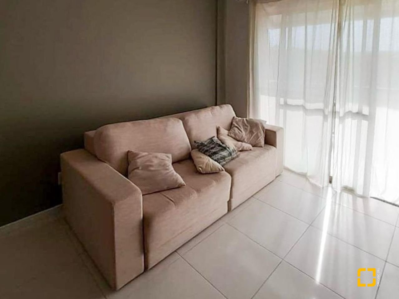 Apartamento com 79m², 3 quartos (sendo 1 suíte), 1 garagem, no bairro Campeche em Florianópolis