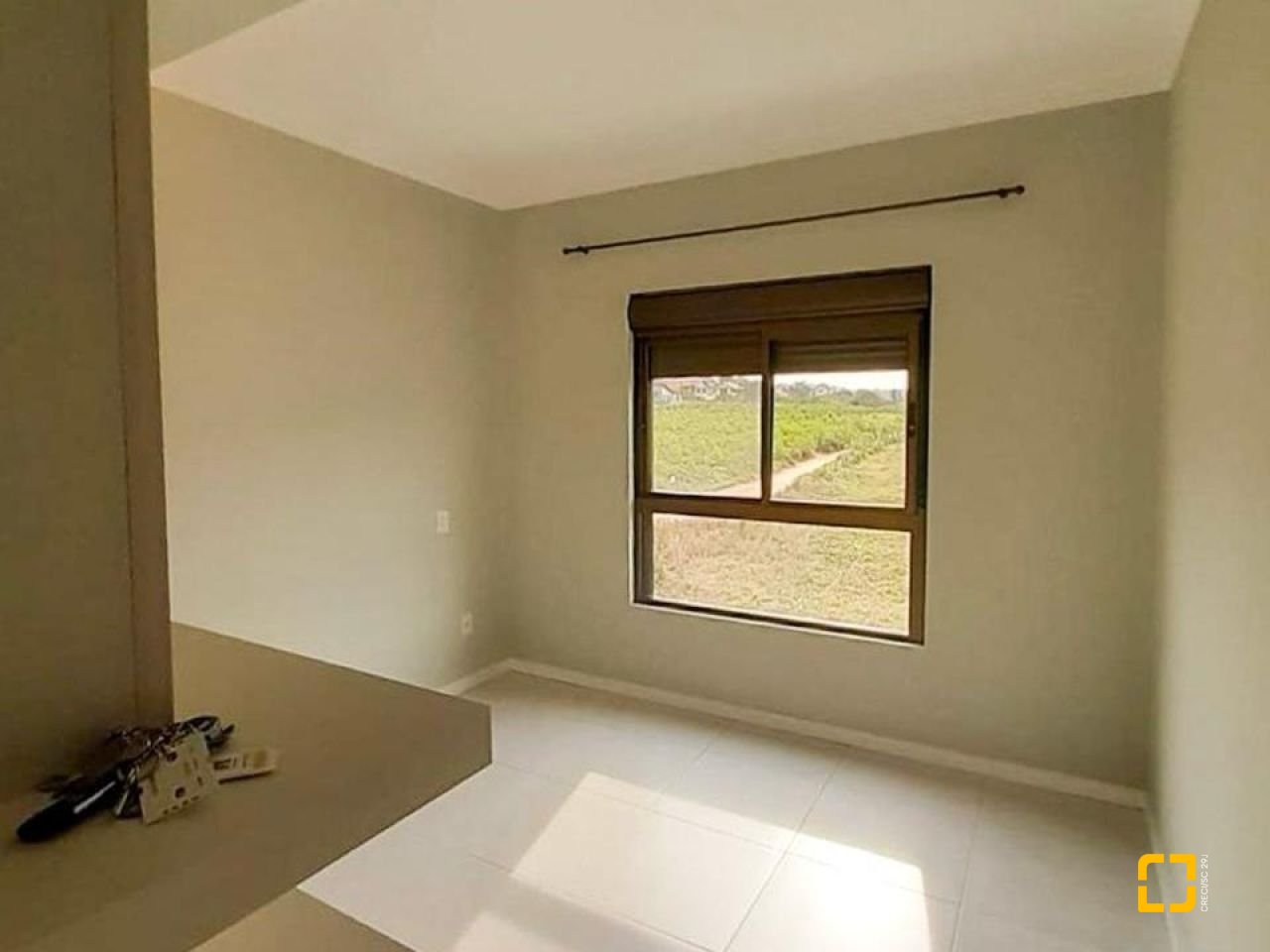 Apartamento com 79m², 3 quartos (sendo 1 suíte), 1 garagem, no bairro Campeche em Florianópolis