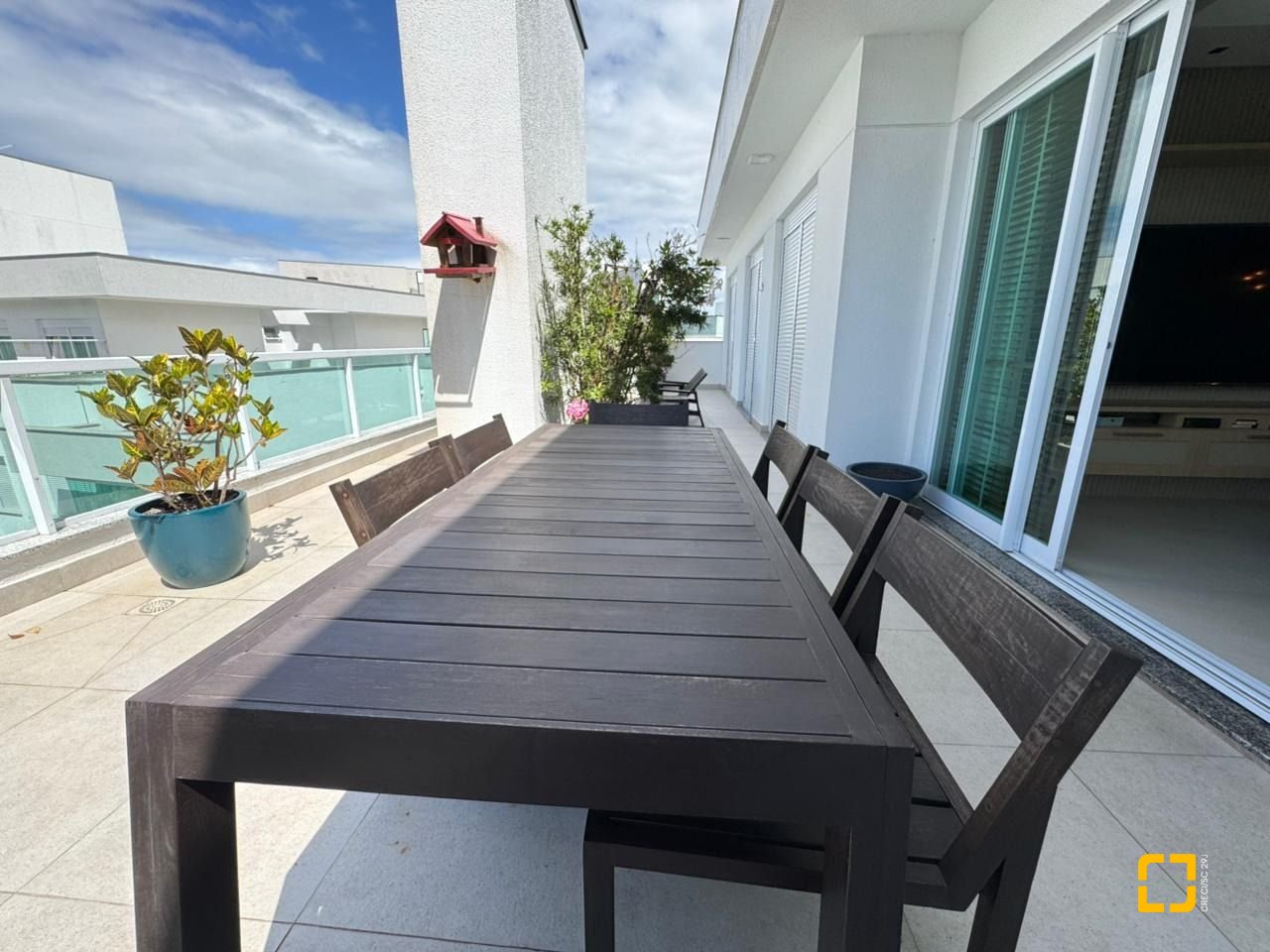 Cobertura com 166m², 3 quartos (sendo 1 suíte), 2 garagens, no bairro Jurerê em Florianópolis