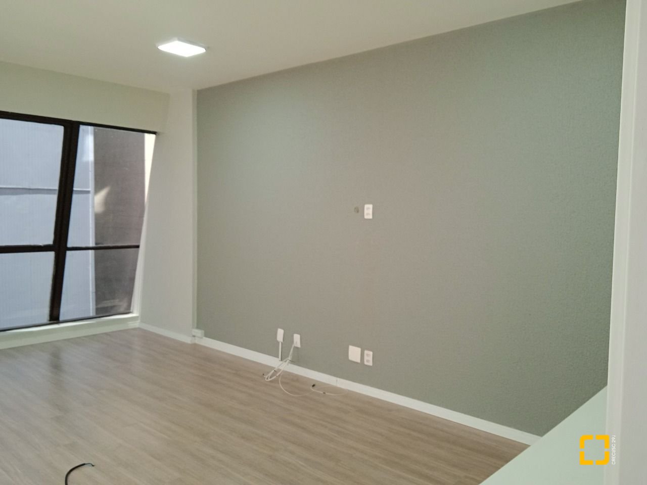 Sala com 57m², no bairro Centro em Florianópolis
