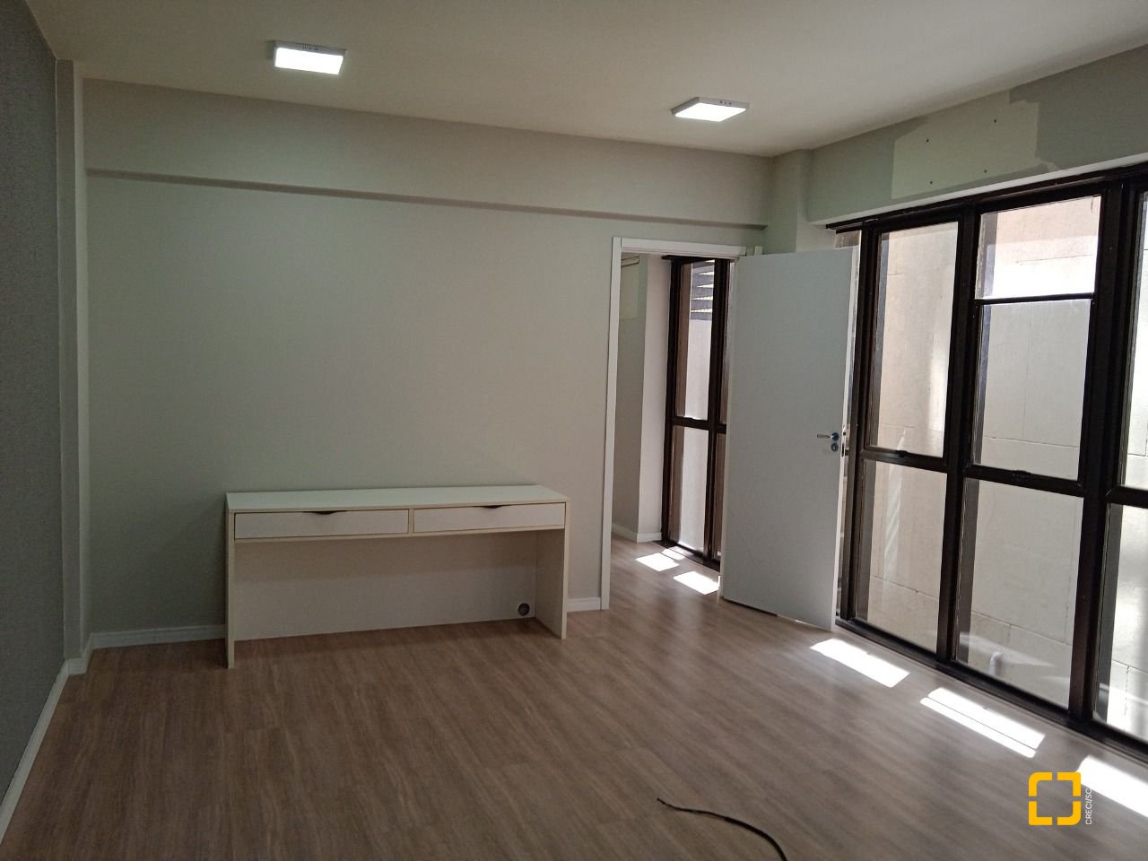 Sala com 57m², no bairro Centro em Florianópolis