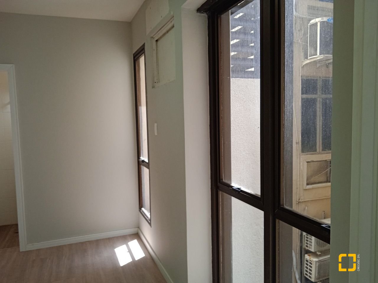 Sala com 57m², no bairro Centro em Florianópolis