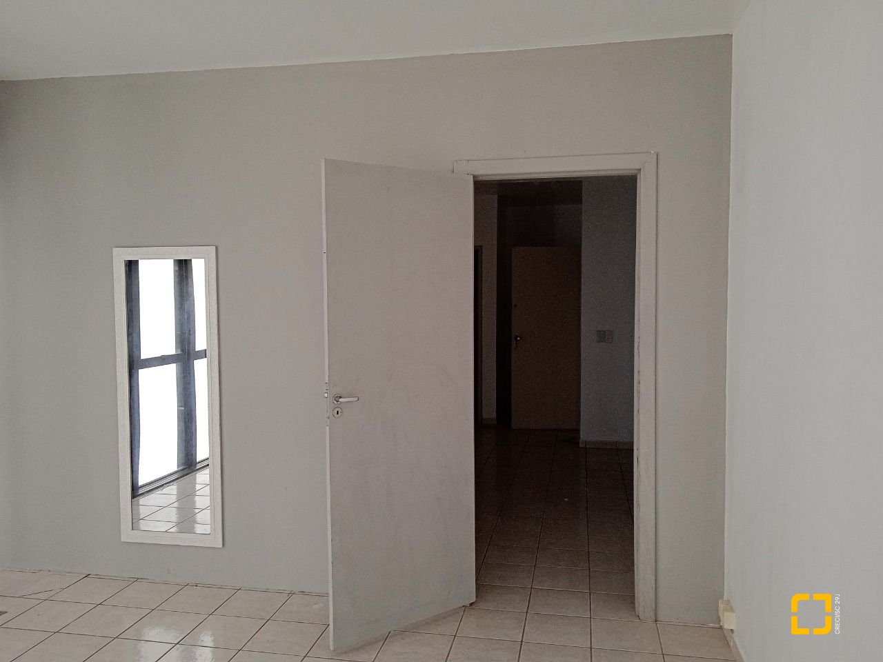 Sala com 57m², no bairro Centro em Florianópolis
