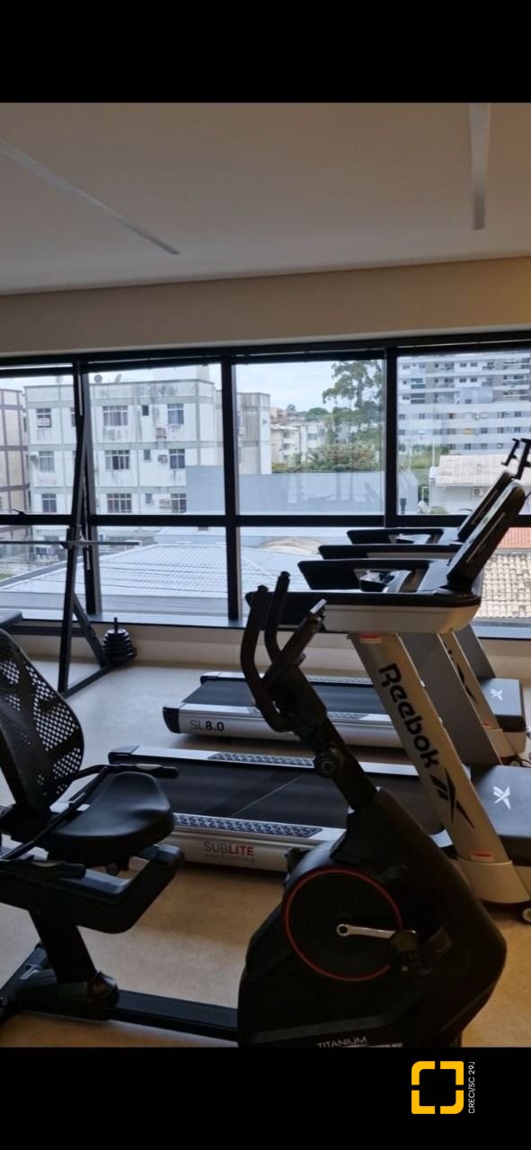 Apartamento com 154m², 4 quartos (sendo 4 suítes), 2 garagens, no bairro Floresta em São José