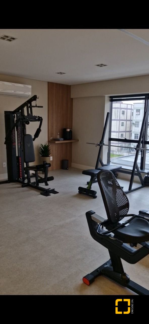 Apartamento com 154m², 4 quartos (sendo 4 suítes), 2 garagens, no bairro Floresta em São José