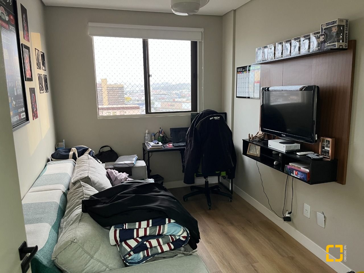 Apartamento com 57m², 2 quartos, 1 garagem, no bairro Barreiros em São José