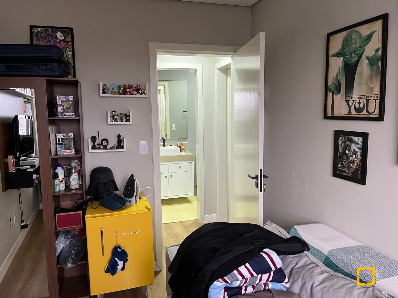 Apartamento com 57m², 2 quartos, 1 garagem, no bairro Barreiros em São José