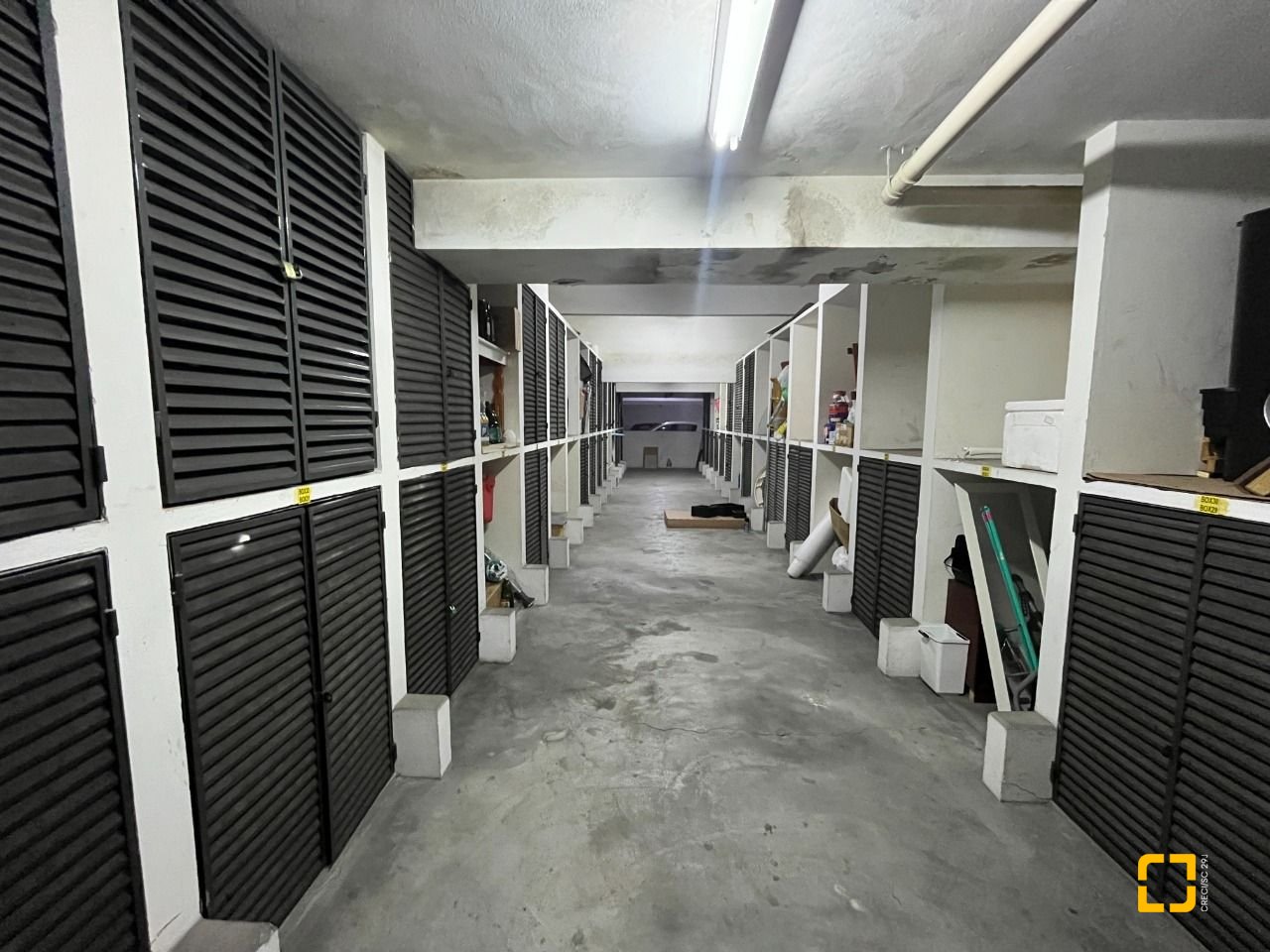 Apartamento com 57m², 2 quartos, 1 garagem, no bairro Barreiros em São José