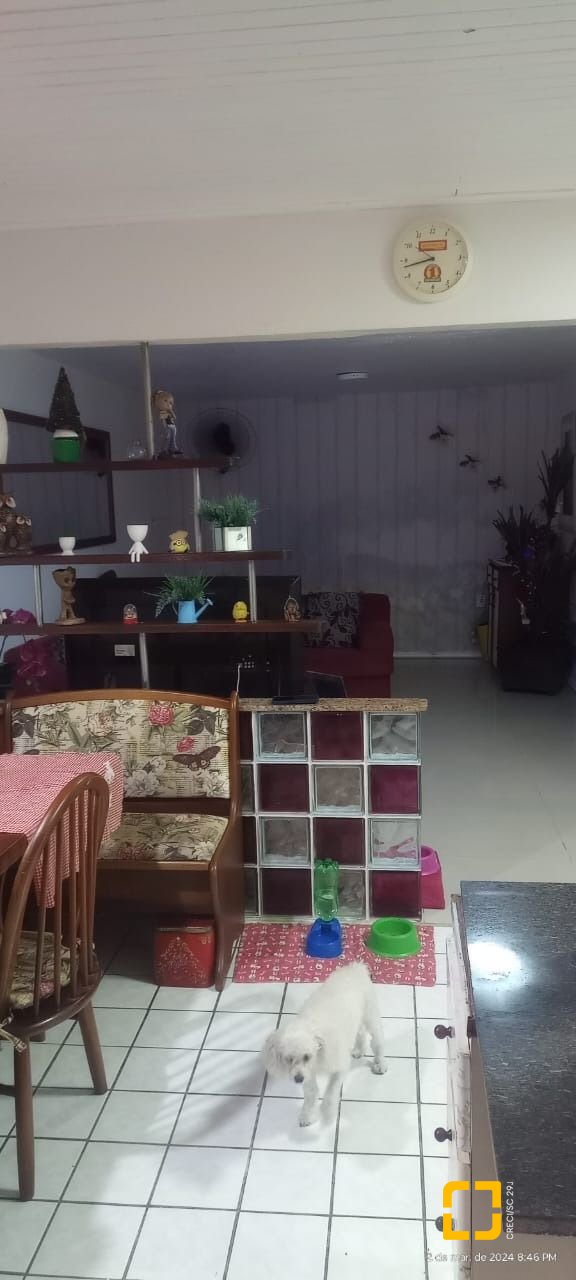 Casa com 99m², 2 quartos, 1 garagem, no bairro Vargem do Bom Jesus em Florianópolis
