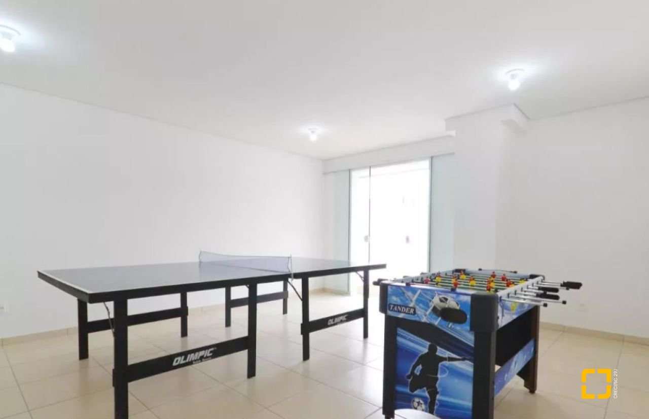 Apartamento com 72m², 2 quartos, 1 garagem, no bairro Ipiranga em São José